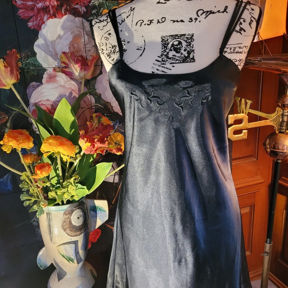 Black polyester/satin slip nightie - Small